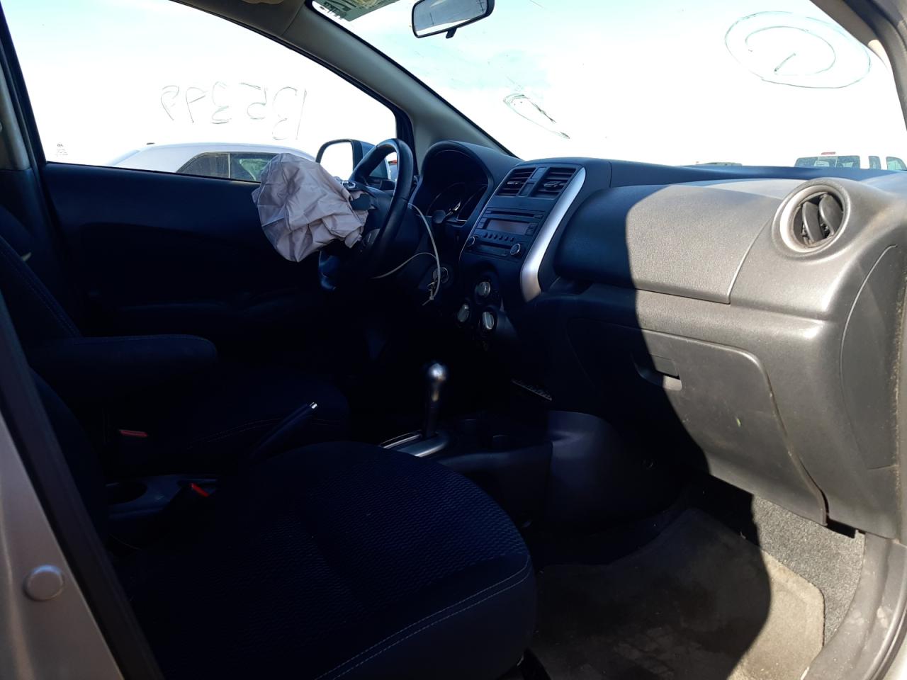 Photo 5 from auction – 2014 NISSAN VERSA NOTE with VIN 3N1CE2CP8EL394475