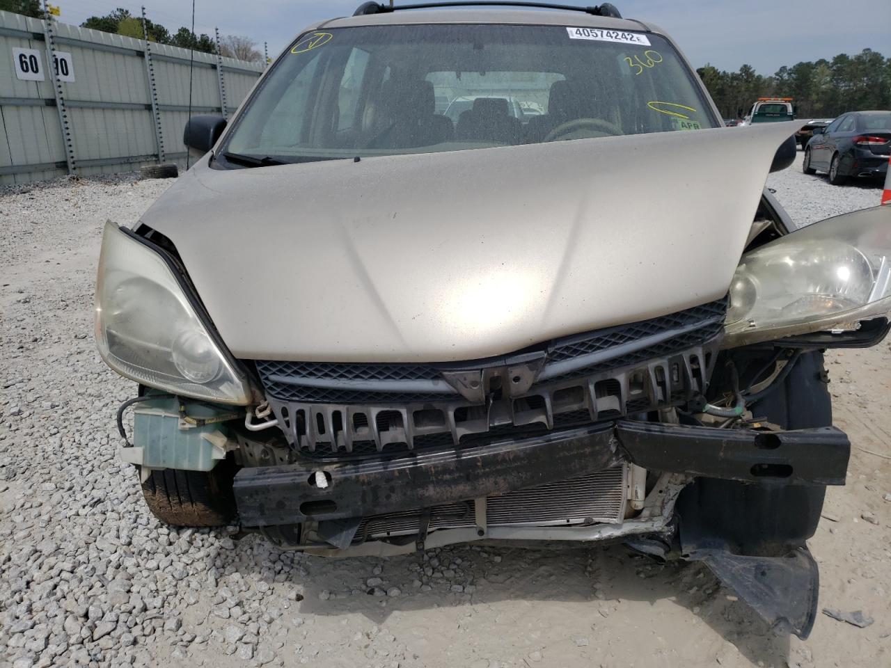 Photo 7 from auction – 2004 TOYOTA SIENNA CE with VIN 5TDZA23C34S017769
