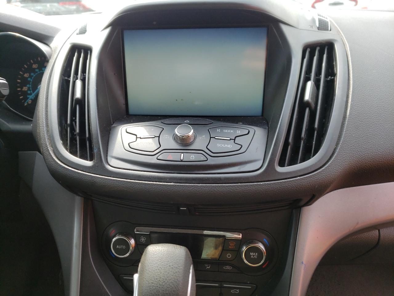 Photo 9 from auction – 2014 FORD ESCAPE SE with VIN 1FMCU9G96EUD95310