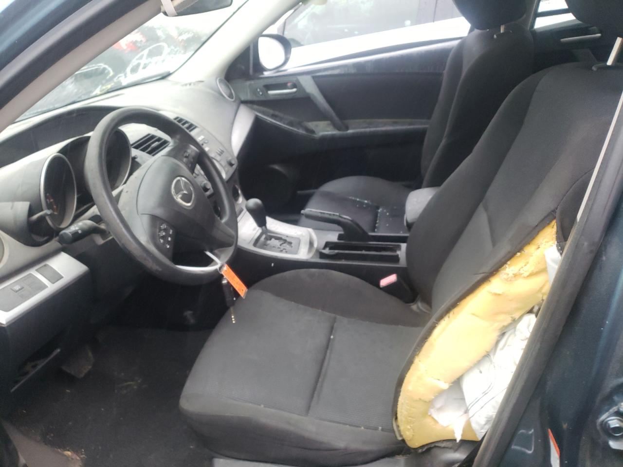 Photo 5 from auction – 2011 MAZDA 3 I with VIN JM1BL1VF2B1402537