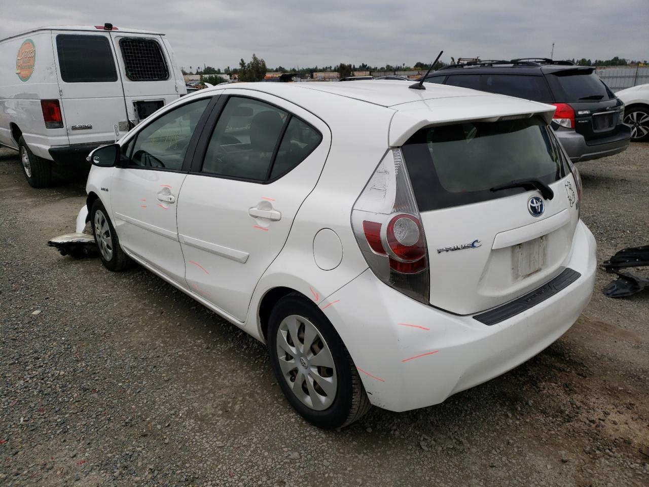 Photo 3 from auction – 2012 TOYOTA PRIUS C with VIN JTDKDTB39C1026181