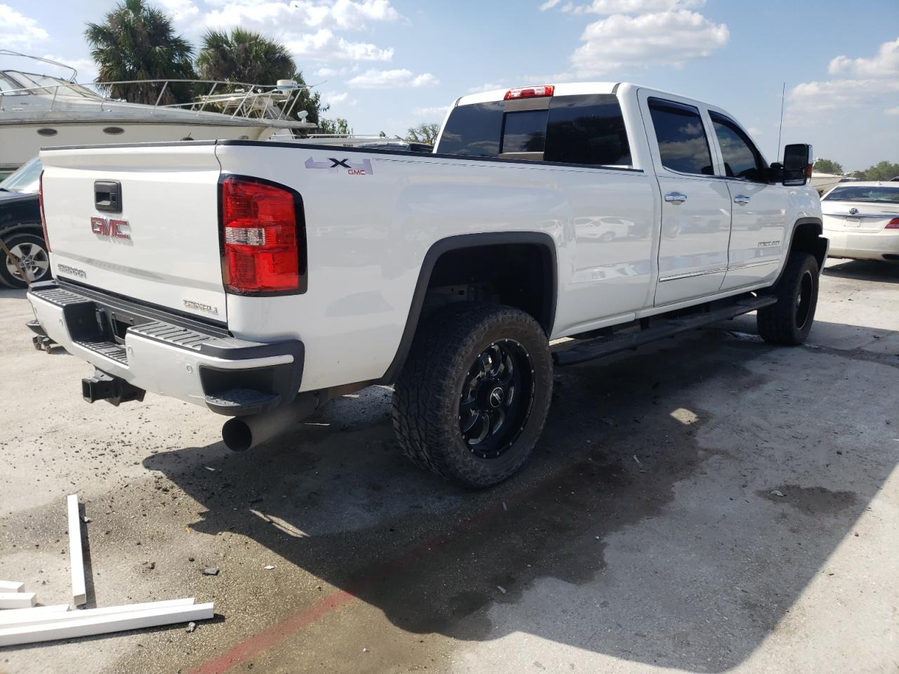 Photo 4 from auction – 2015 GMC SIERRA K35 with VIN 1GT424E82FF656806