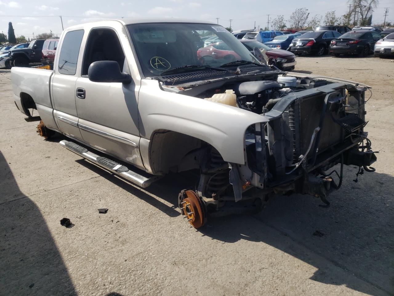 GMC NEW SIERRA 2004 with VIN 2GTEC19V441136563 - Photo from auction