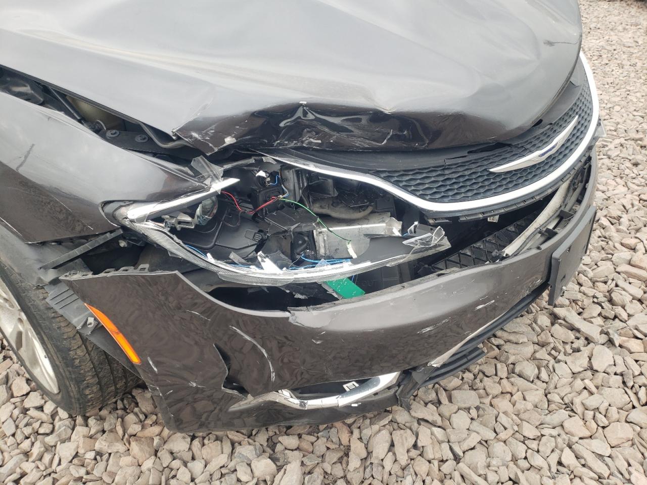 Photo 9 from auction – 2016 CHRYSLER 200 LIMITE with VIN 1C3CCCAB4GN128247