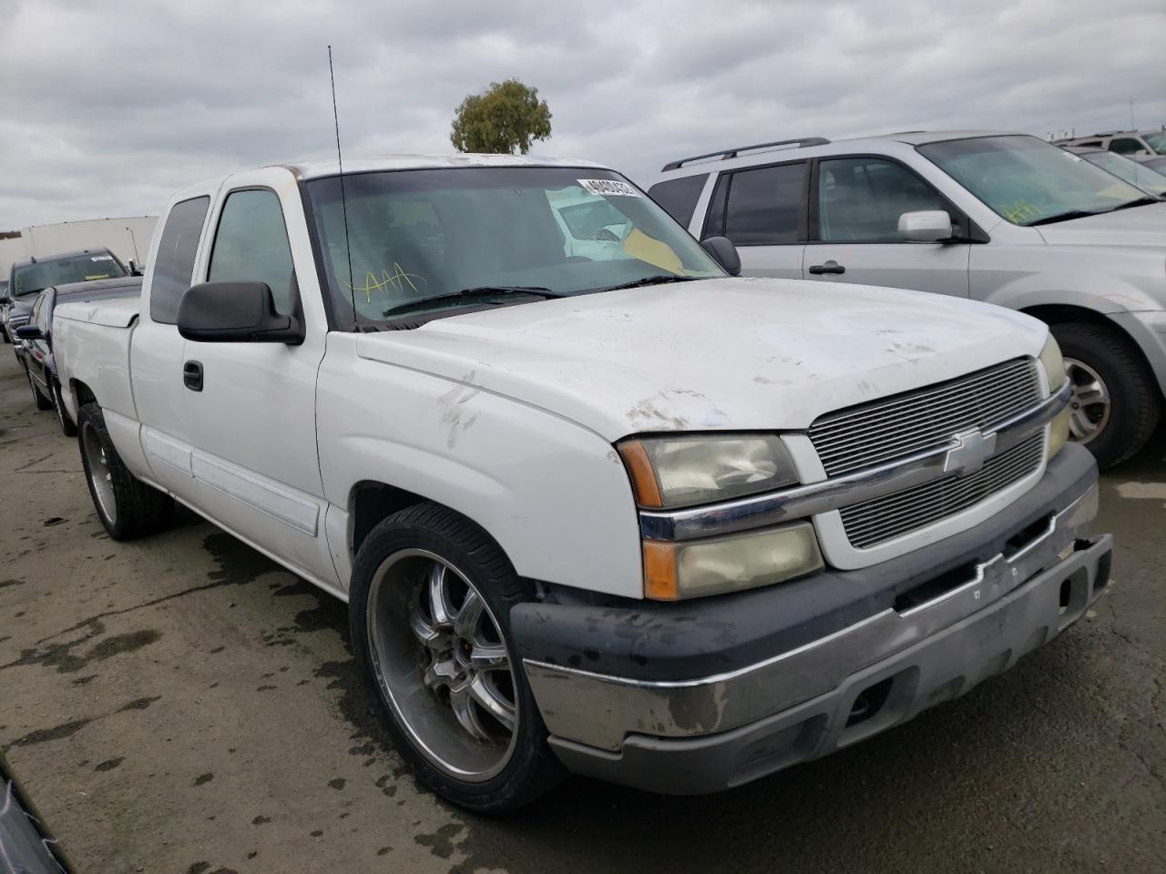 CHEVROLET SILVRDO LT 2004 with VIN 2GCEC19V241216928 - Photo from auction