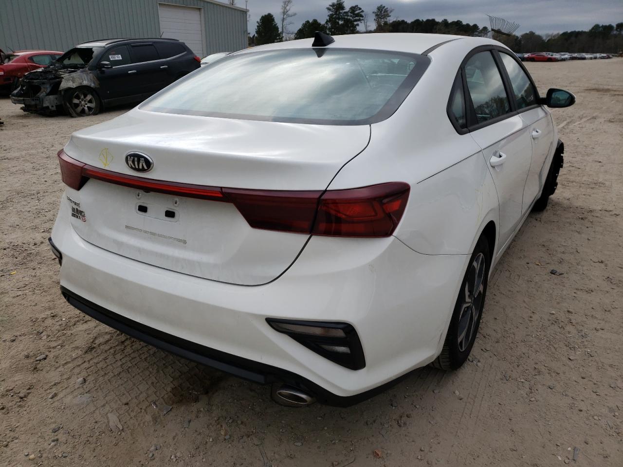 Photo 4 from auction – 2021 KIA FORTE FE with VIN 3KPF24AD2ME357853
