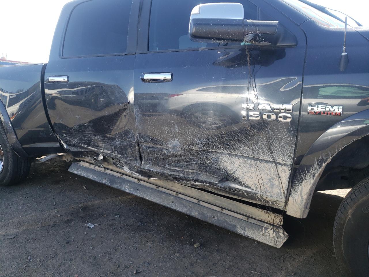 Photo 20 from auction – 2014 RAM 1500 LARAM with VIN 1C6RR7VTXES248641