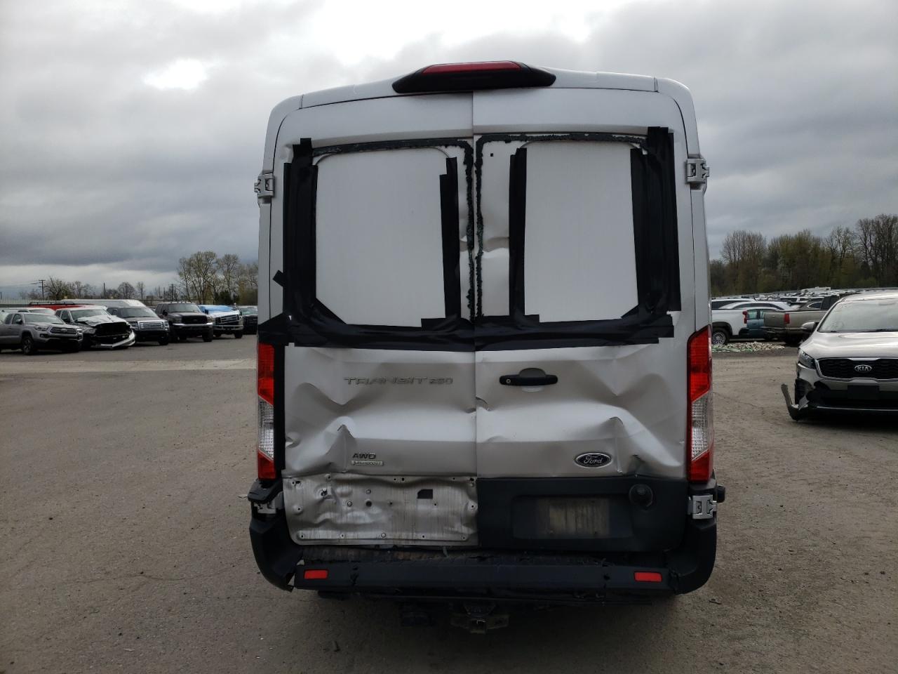 Photo 9 from auction – 2020 FORD TRANSIT T- with VIN 1FTBR2CG1LKA74684