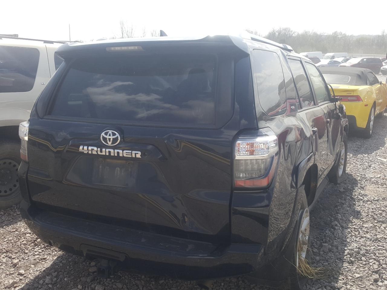 Photo 4 from auction – 2014 TOYOTA 4RUNNER SR with VIN JTEZU5JR3E5070989