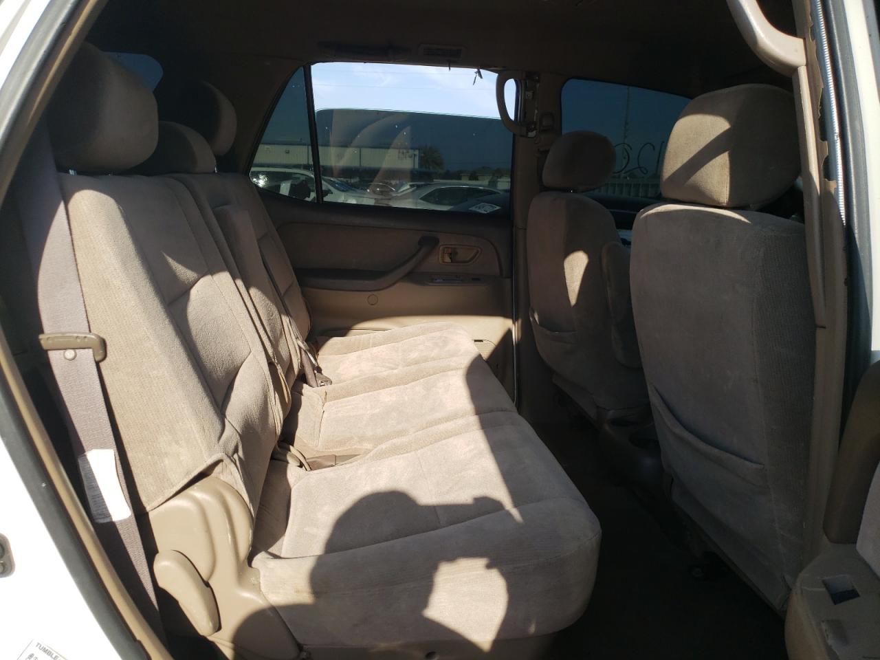Photo 6 from auction – 2003 TOYOTA SEQUOIA SR with VIN 5TDZT34A83S162091