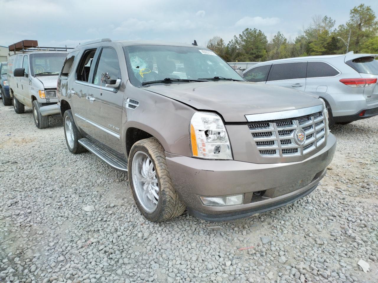 CADILLAC ESCALADE L 2013 with VIN 1GYS3BEF1DR312168 - Photo from auction