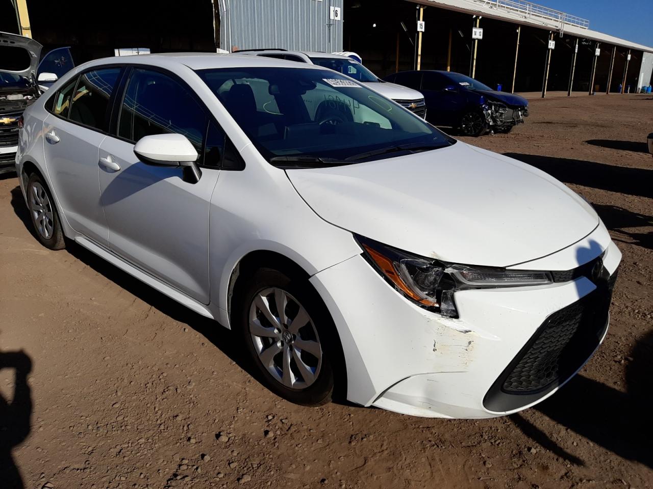TOYOTA COROLLA LE 2020 with VIN 5YFEPRAE4LP107112 - Photo from auction
