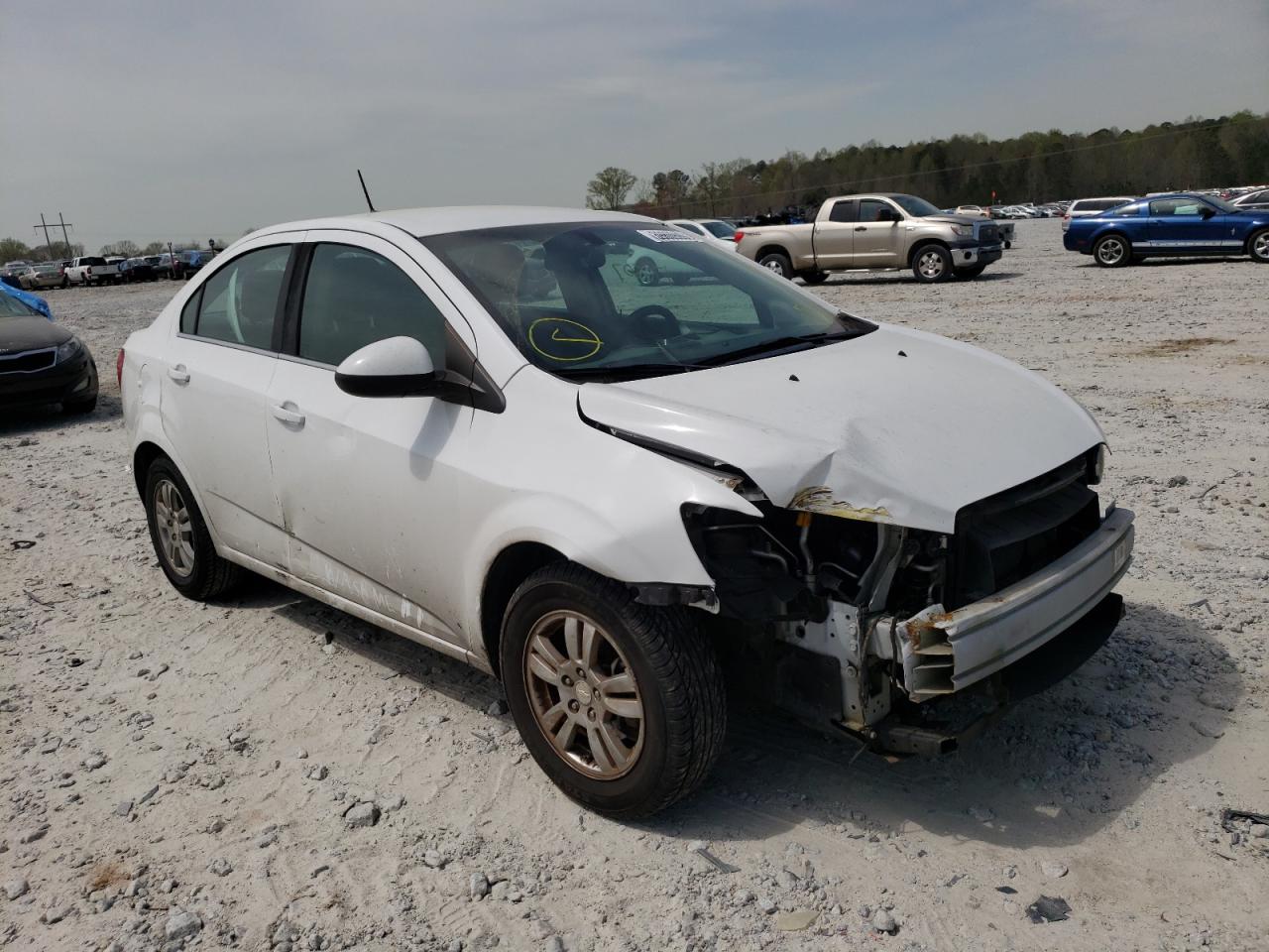 CHEVROLET SONIC LT 2014 con VIN 1G1JC5SH4E4218138 - Foto de la subasta