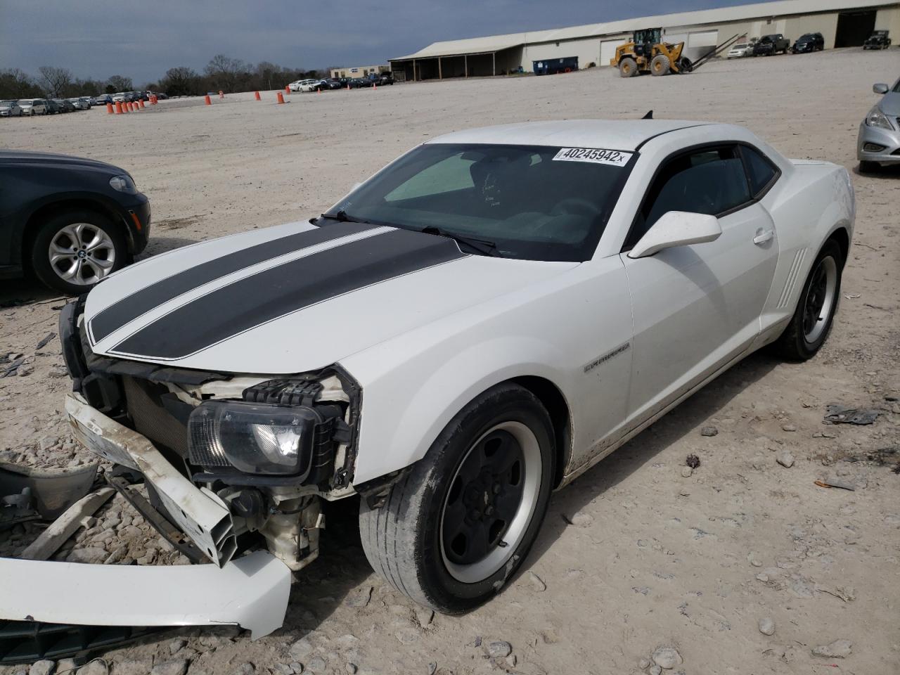Photo 2 from auction – 2013 CHEVROLET CAMARO LS with VIN 2G1FA1E3XD9131957