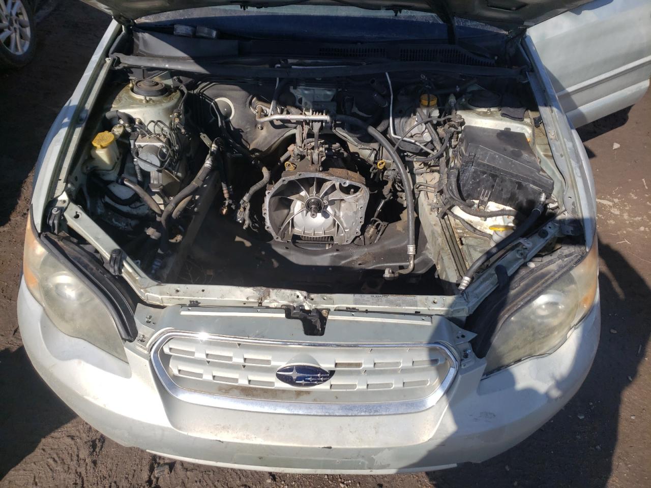 Photo 7 from auction – 2005 SUBARU LEGACY OUT with VIN 4S4BL84C854223949