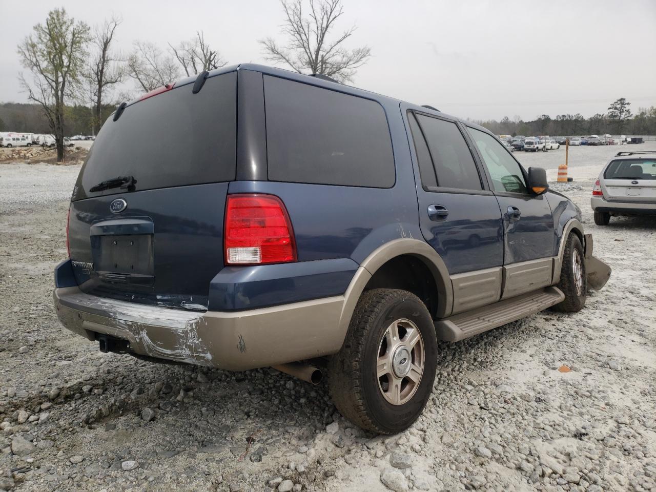 Photo 4 from auction – 2004 FORD EXPEDITION with VIN 1FMRU17W84LB21385