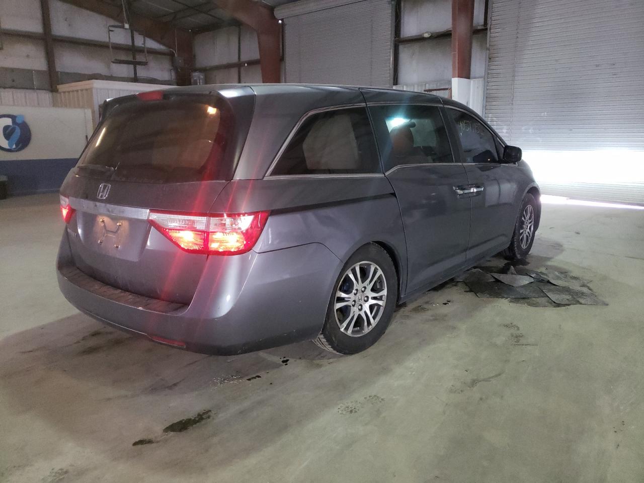 Photo 4 from auction – 2012 HONDA ODYSSEY EX with VIN 5FNRL5H40CB060658