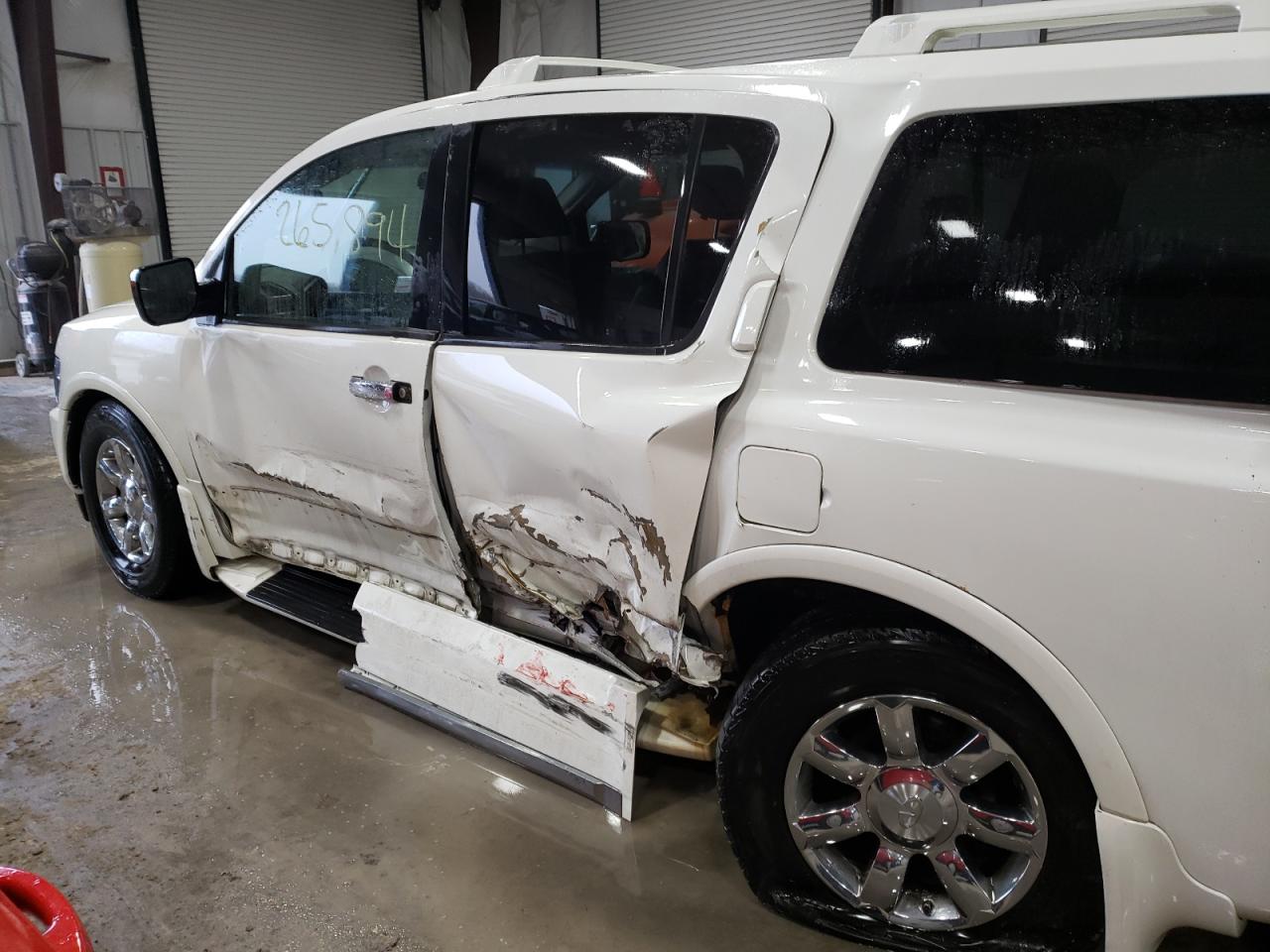 Photo 9 from auction – 2005 INFINITI QX56 with VIN 5N3AA08A05N804214