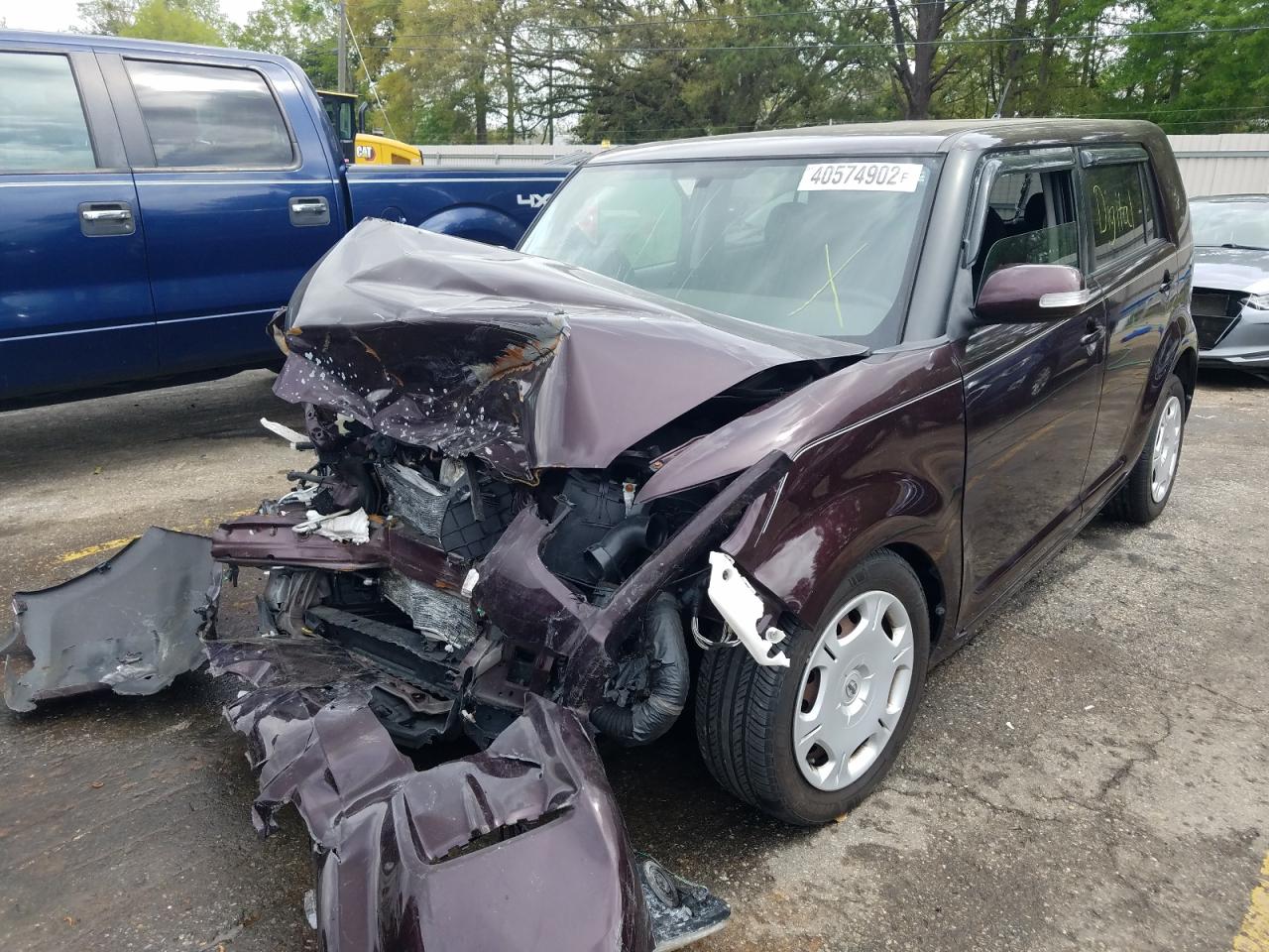 Photo 2 from auction – 2011 TOYOTA SCION XB with VIN JTLZE4FE8B1123386