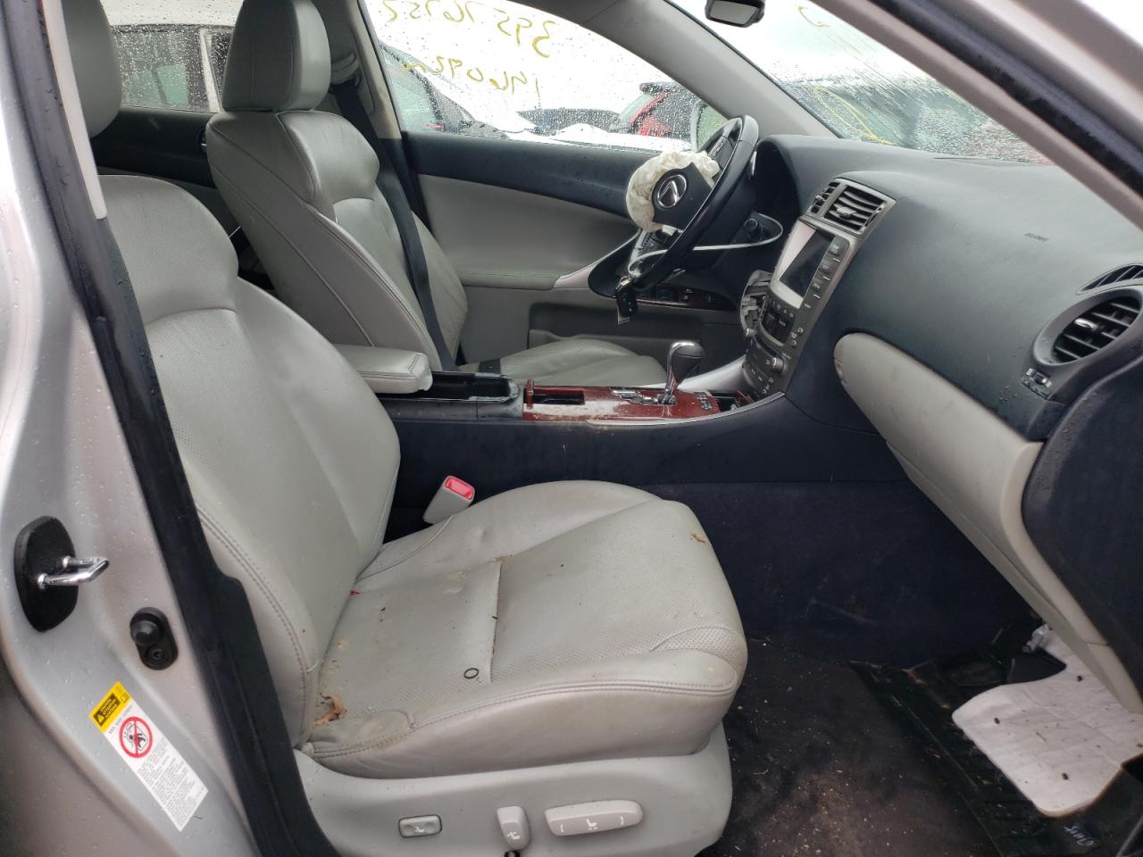 Photo 5 from auction – 2008 LEXUS IS 250 with VIN JTHCK262285019822