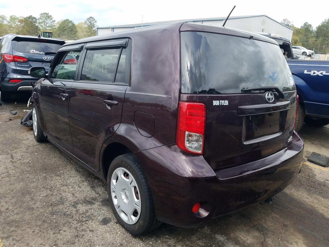 Photo 3 from auction – 2011 TOYOTA SCION XB with VIN JTLZE4FE8B1123386