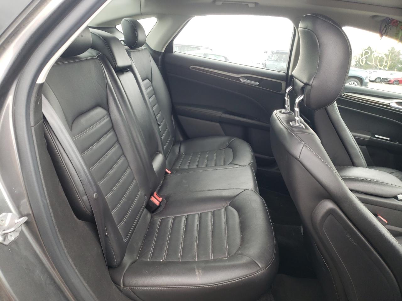 Photo 6 from auction – 2014 FORD FUSION SE with VIN 3FA6P0HD4ER255602