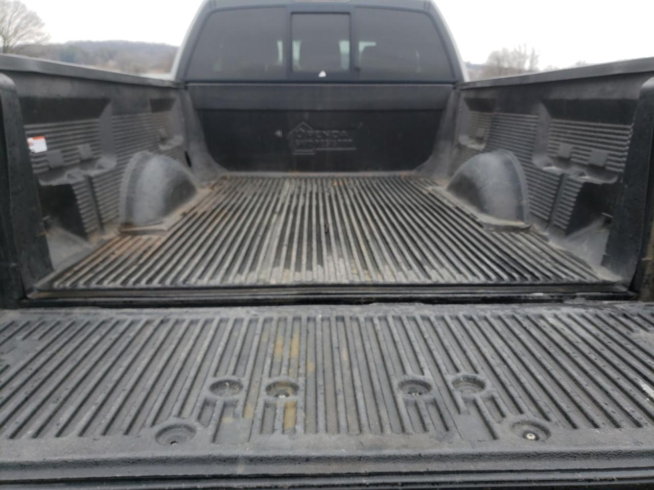 Photo 6 from auction – 2011 FORD F150 SUPER with VIN 1FTFX1EF6BFB21916