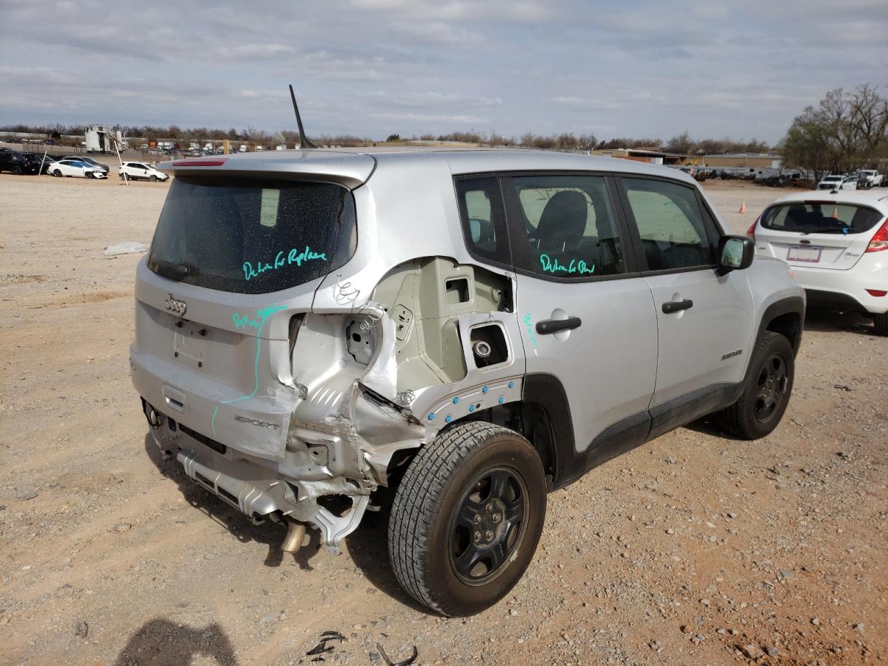 Photo 4 from auction – 2018 JEEP RENEGADE S with VIN ZACCJBAB6JPH85366