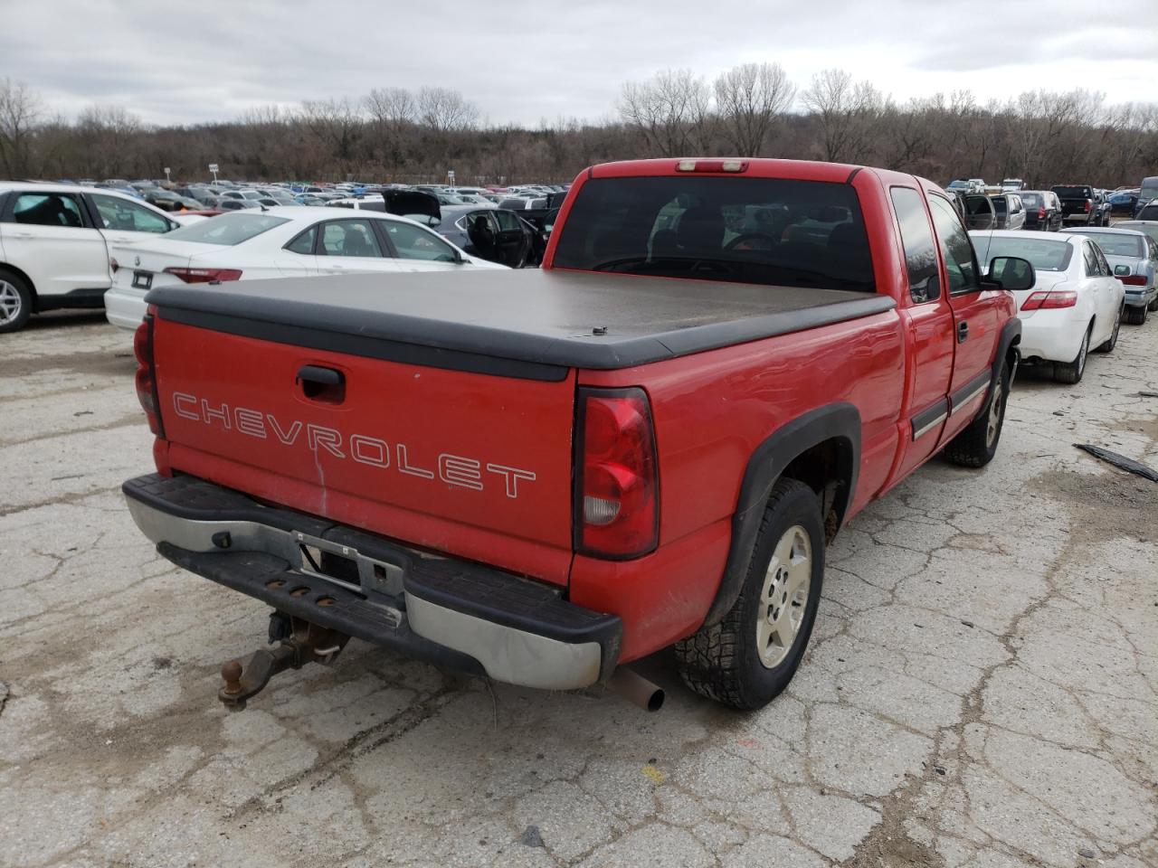 Photo 4 from auction – 2005 CHEVROLET SILVERADO with VIN 1GCEK19Z55Z223953