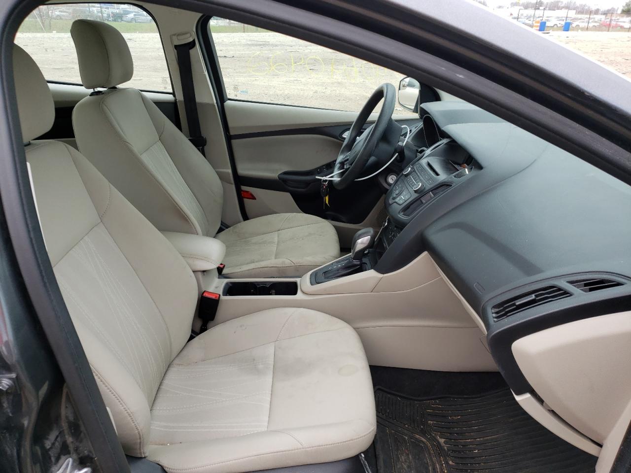Photo 5 from auction – 2017 FORD FOCUS SE with VIN 1FADP3F20HL264312