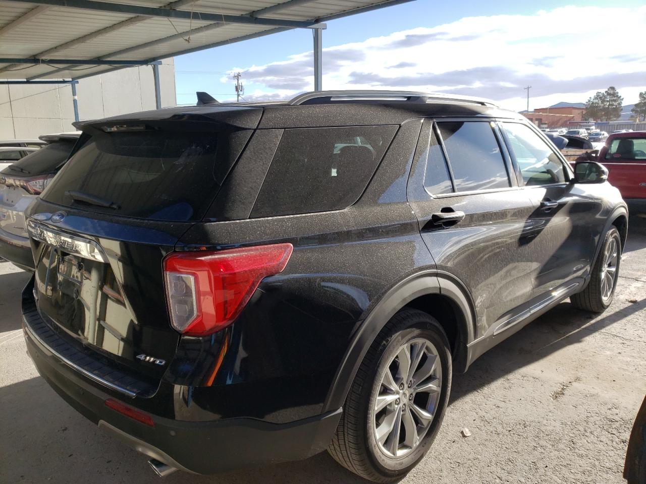 Photo 4 from auction – 2021 FORD EXPLORER L with VIN 1FMSK8FH3MGA88839
