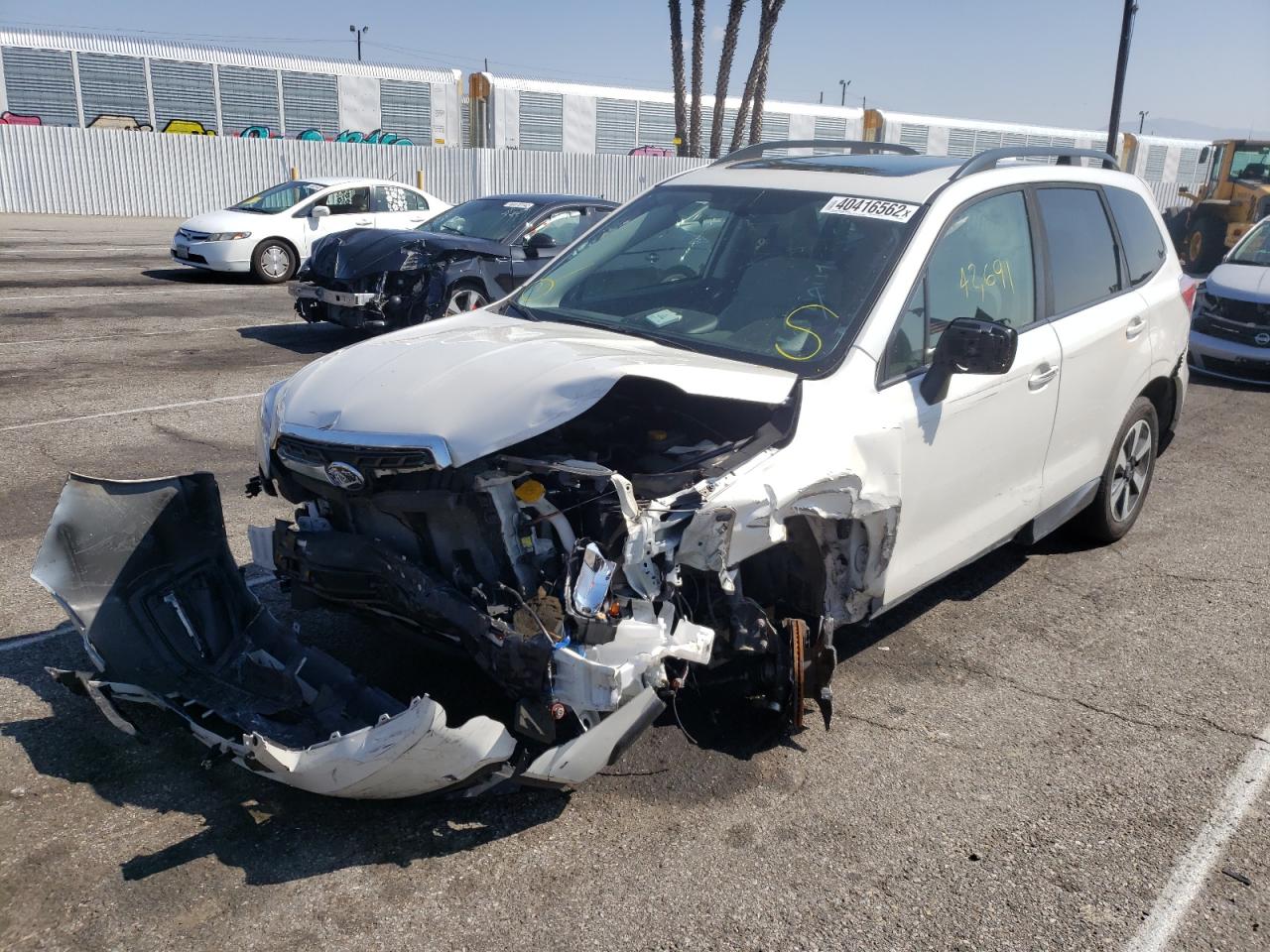 Photo 2 from auction – 2017 SUBARU FORESTER 2 with VIN JF2SJAEC1HH585619