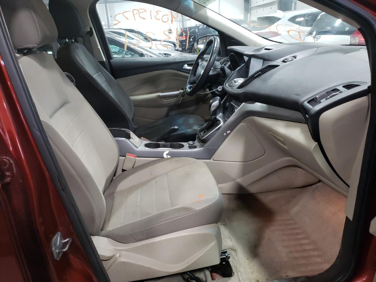 Photo 5 from auction – 2014 FORD ESCAPE SE with VIN 1FMCU9G92EUB08660
