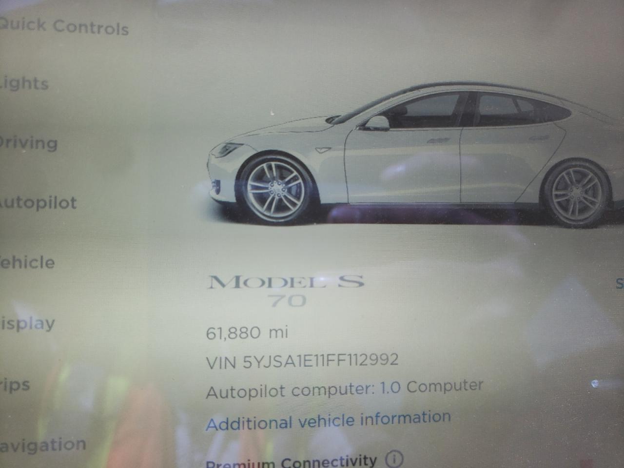 Photo 8 from auction – 2015 TESLA MODEL S with VIN 5YJSA1E11FF112992