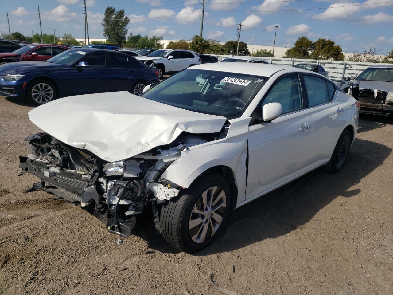 Photo 2 from auction – 2020 NISSAN ALTIMA S with VIN 1N4BL4BV4LC227264