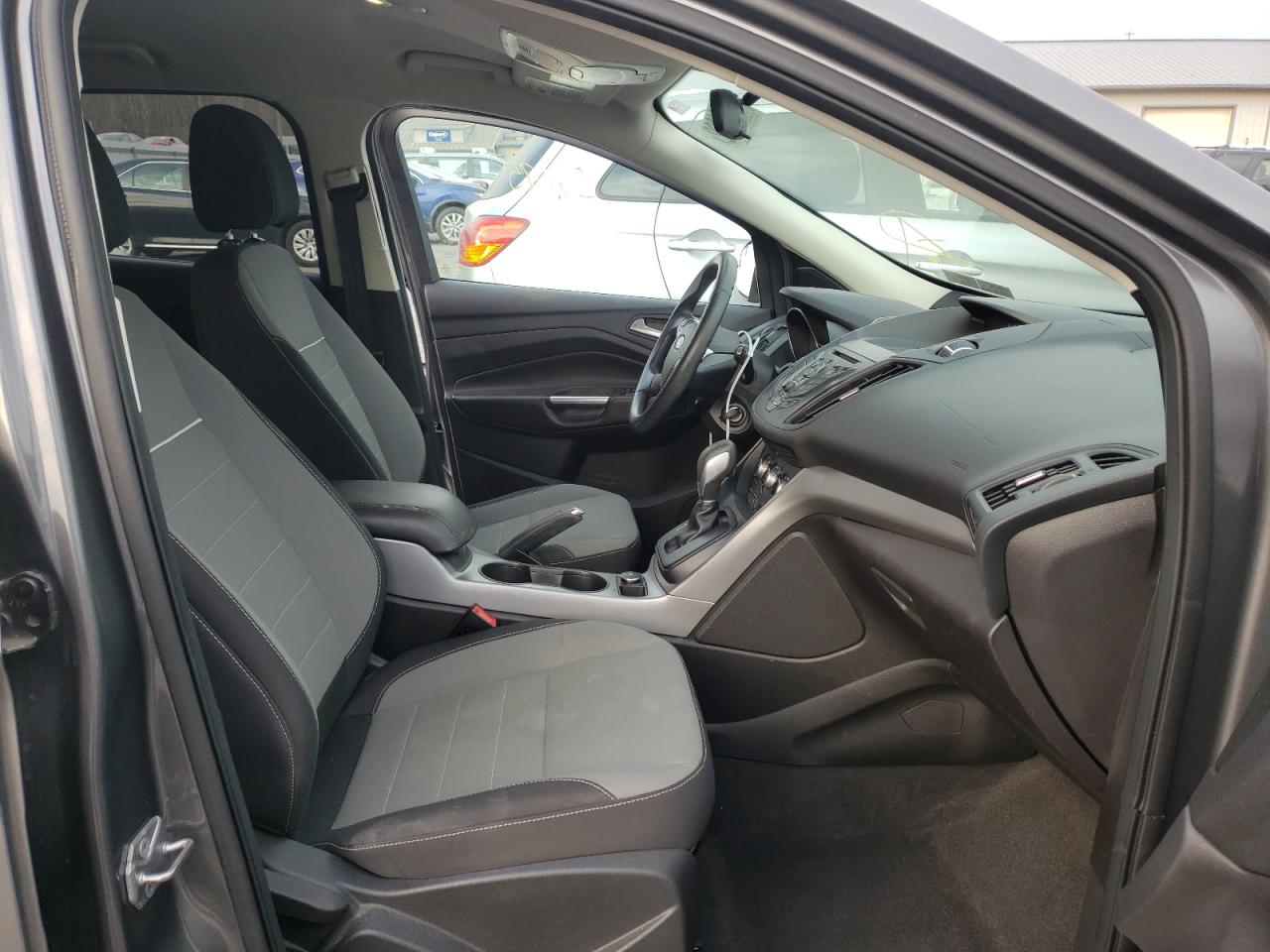 Photo 5 from auction – 2014 FORD ESCAPE SE with VIN 1FMCU0GX1EUC15564