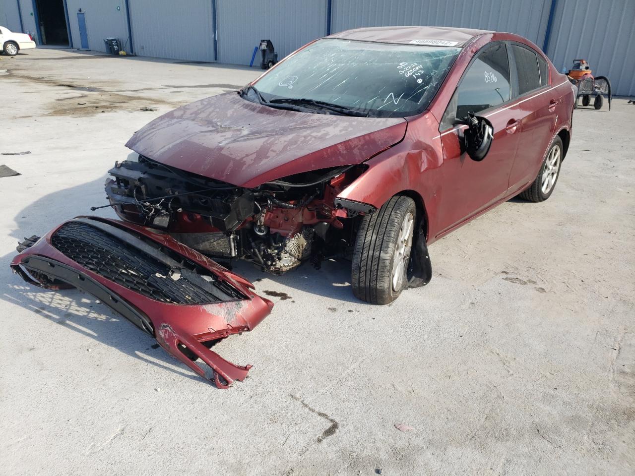 Photo 2 from auction – 2011 MAZDA 3 I with VIN JM1BL1VF4B1475117