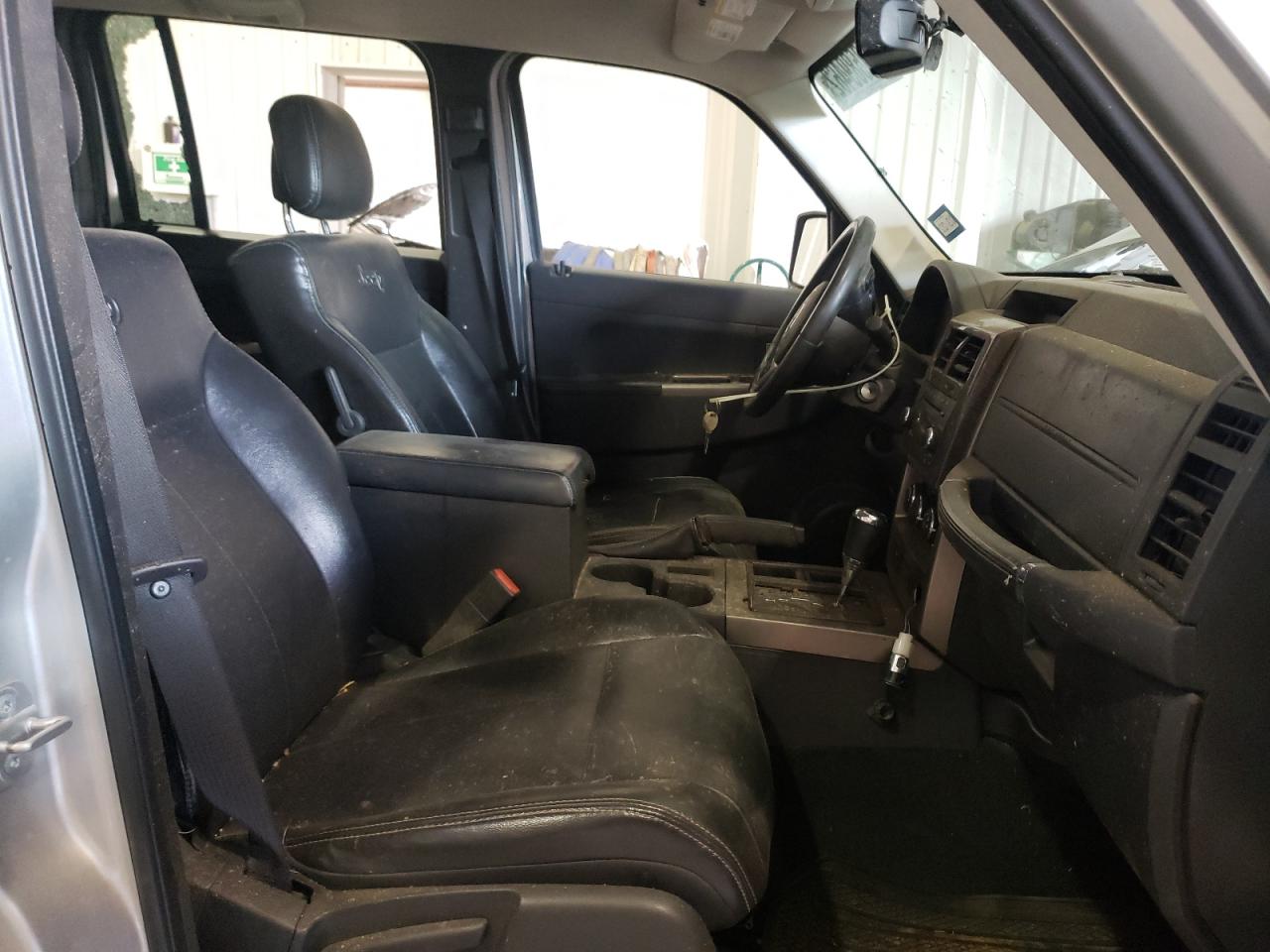 Photo 5 from auction – 2011 JEEP LIBERTY LI with VIN 1J4PP5GK6BW548433