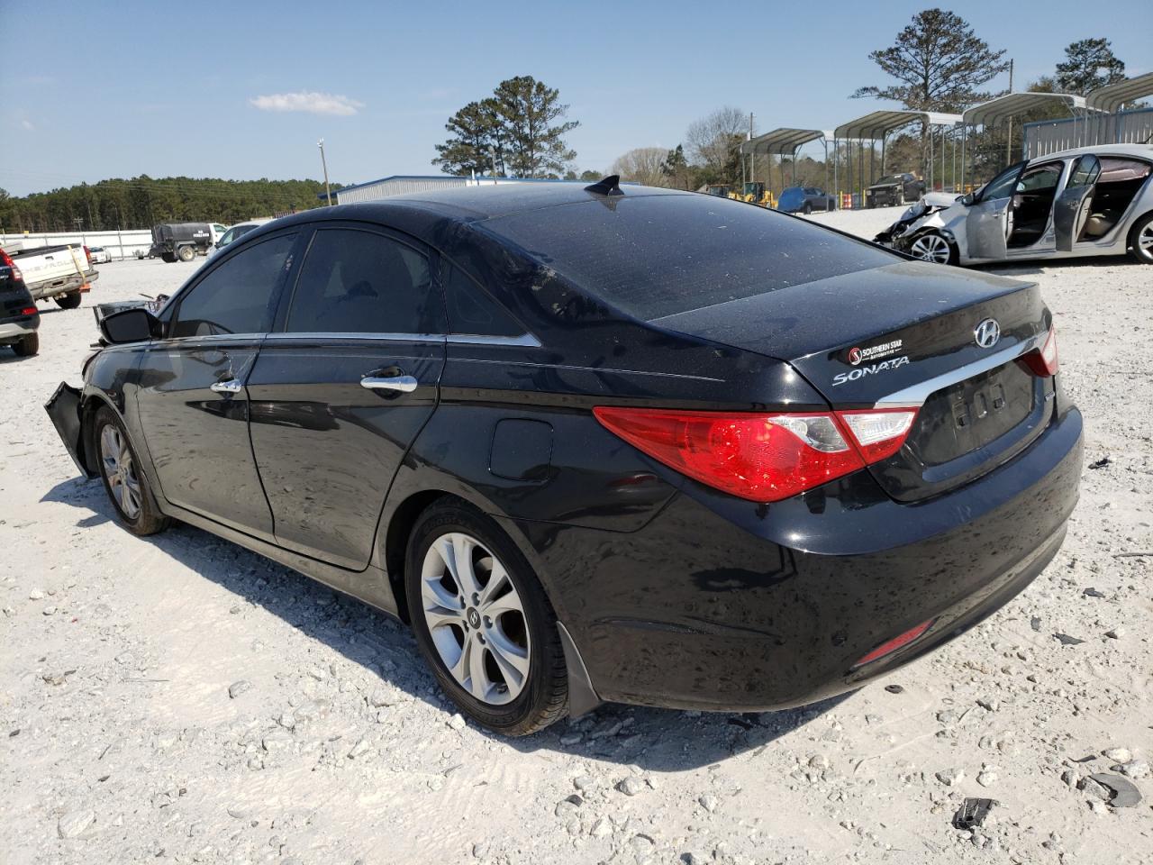 Photo 3 from auction – 2013 HYUNDAI SONATA SE with VIN 5NPEC4AC4DH655039