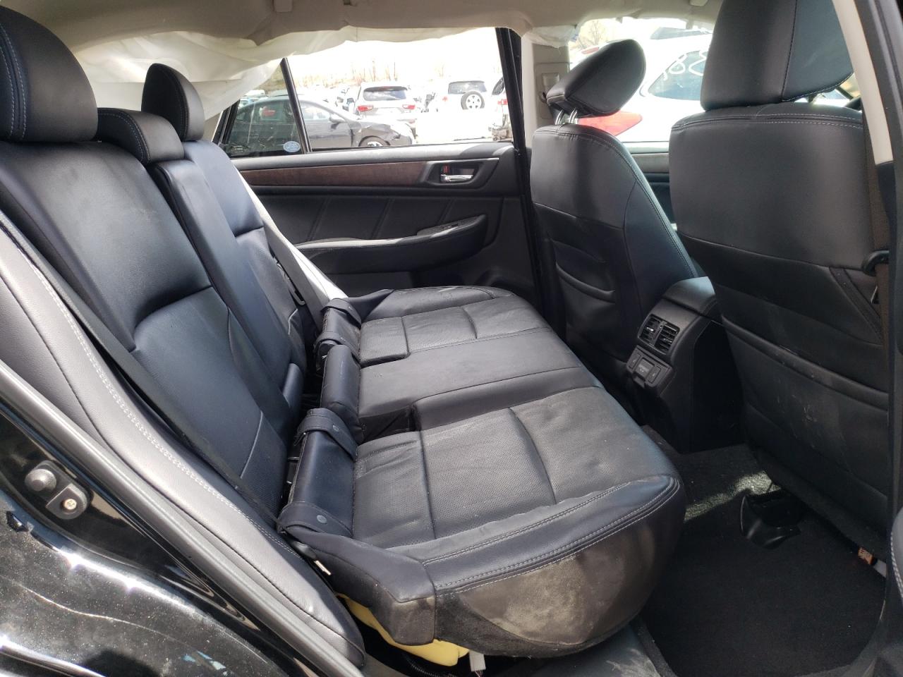 Photo 6 from auction – 2018 SUBARU OUTBACK 3. with VIN 4S4BSENC7J3310659