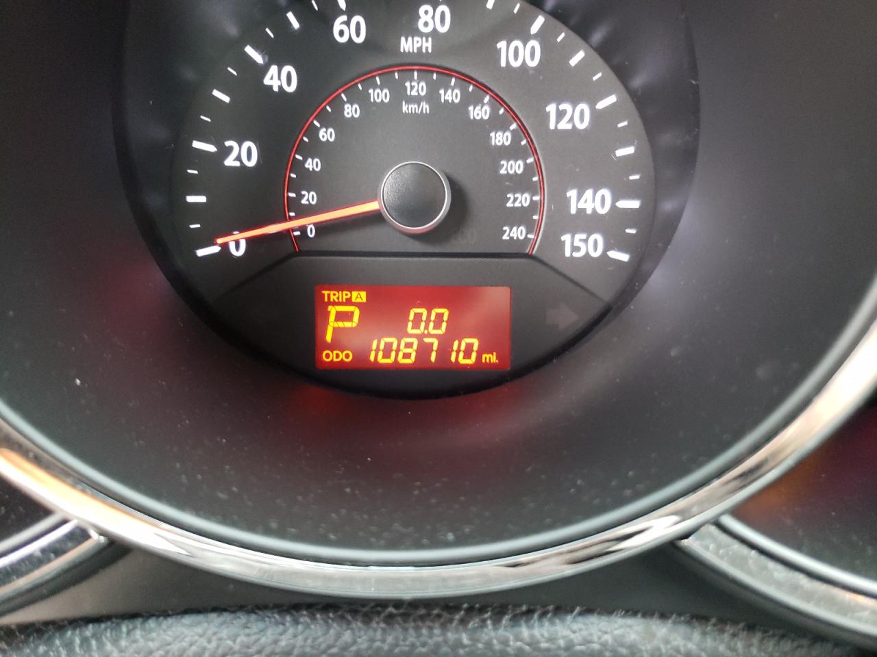 Photo 8 from auction – 2012 KIA SORENTO BA with VIN 5XYKT3A10CG305487