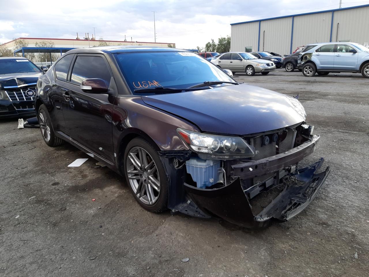 TOYOTA SCION TC 2011 z numerem VIN JTKJF5C73B3011027 - Zdjęcie z aukcji