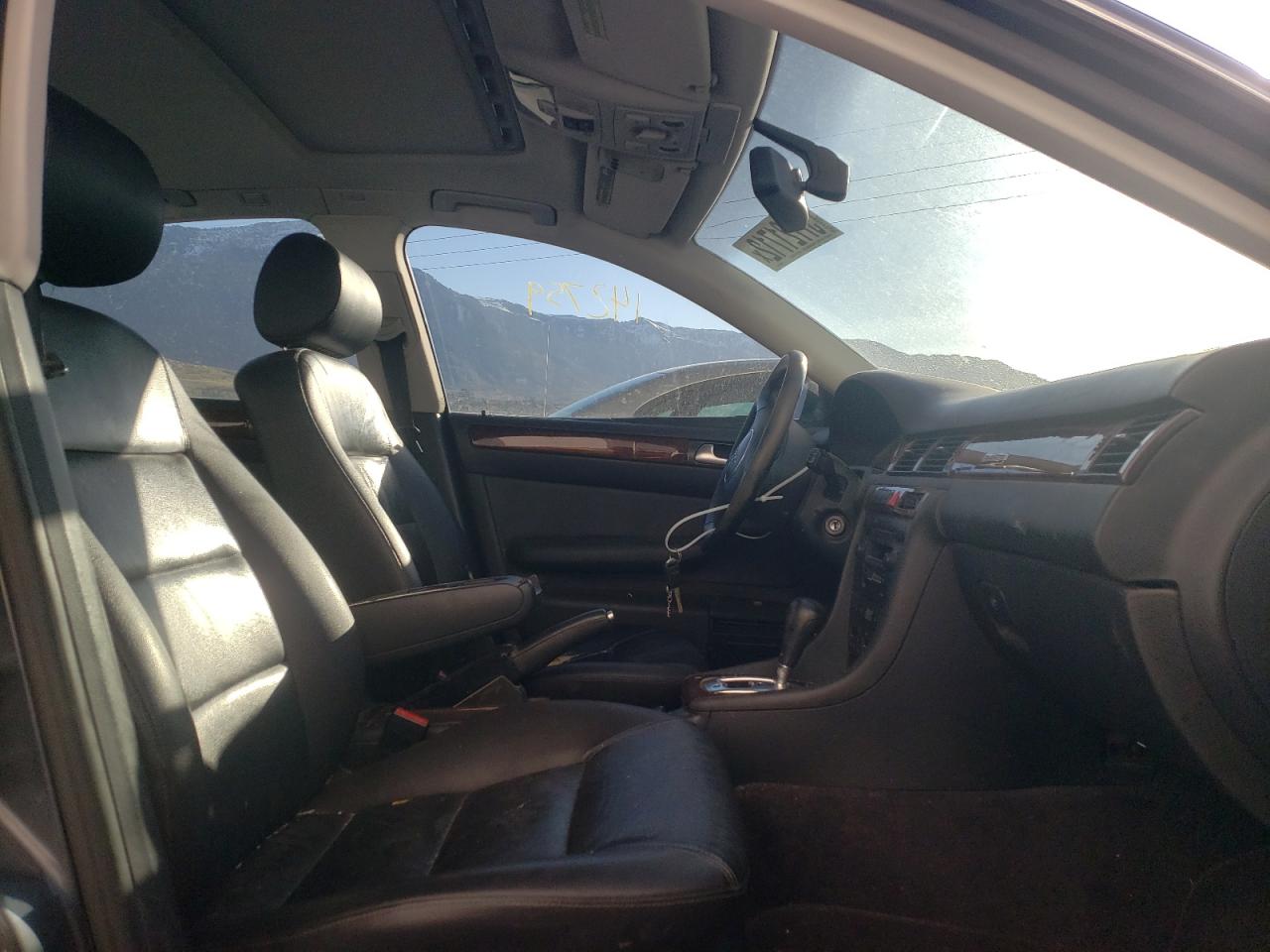 Photo 5 from auction – 2004 AUDI A6 2.7T QU with VIN WAULD64B54N031170