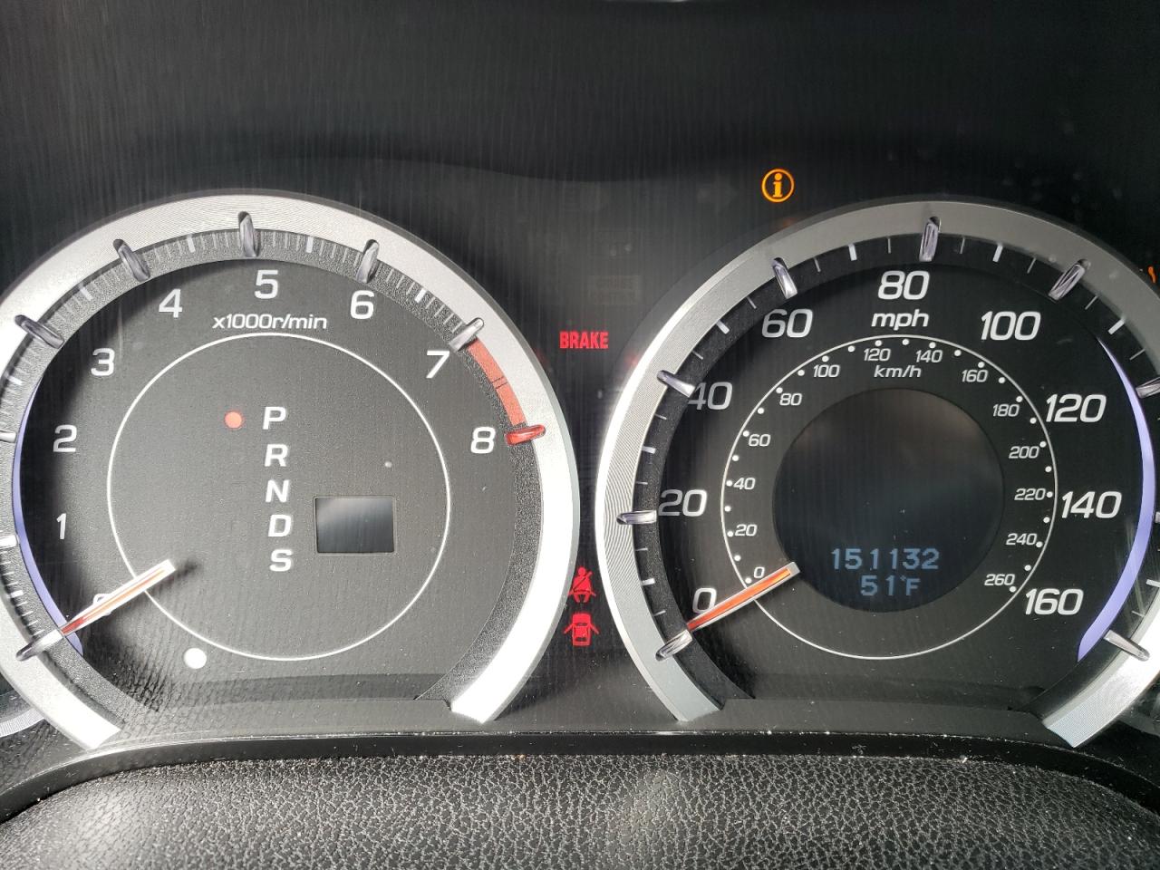 Photo 8 from auction – 2010 ACURA TSX with VIN JH4CU2F68AC040608