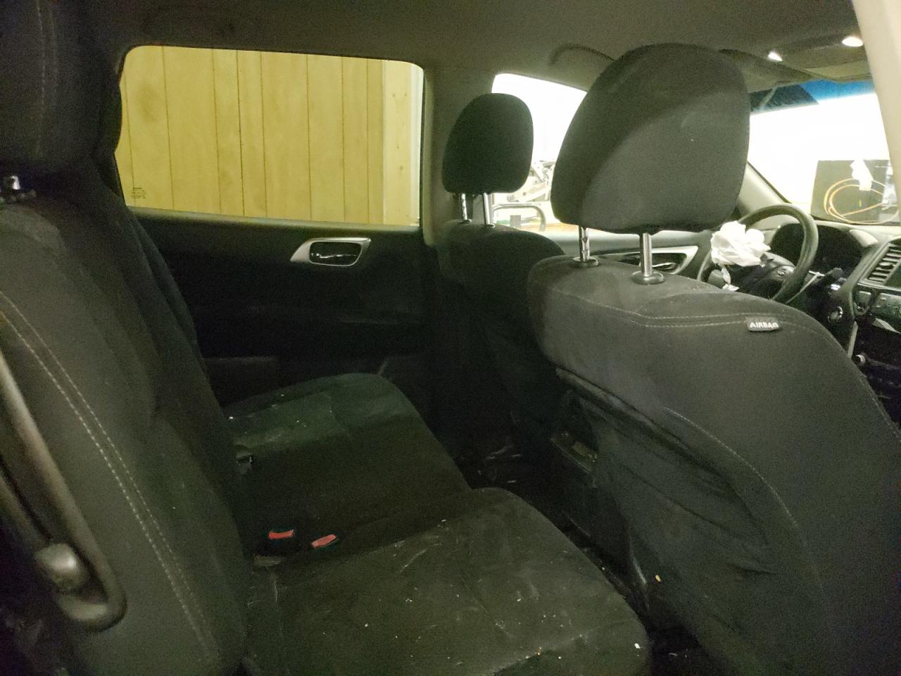 Photo 6 from auction – 2013 NISSAN PATHFINDER with VIN 5N1AR2MM0DC647548