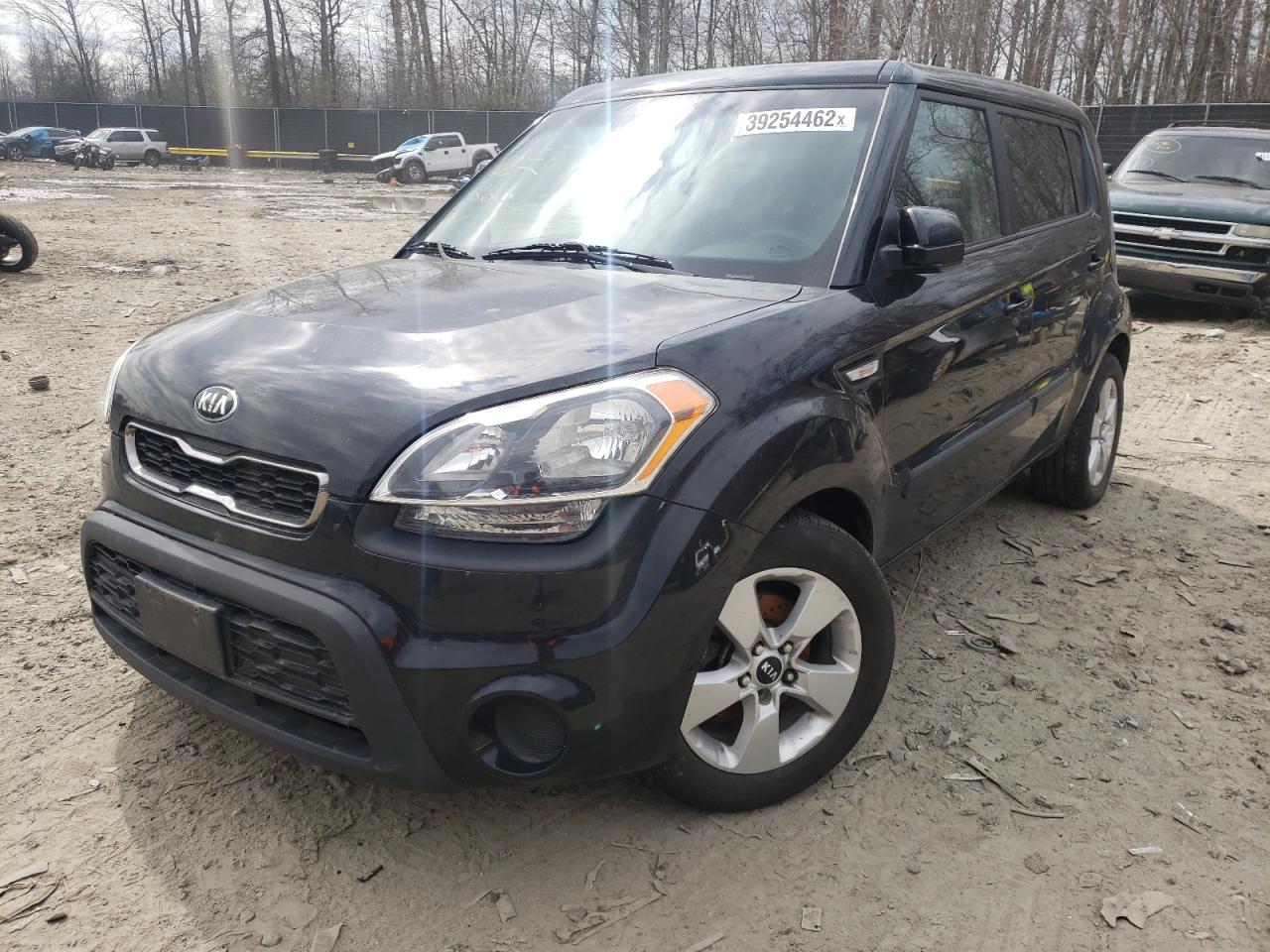 Photo 2 from auction – 2013 KIA SOUL with VIN KNDJT2A58D7530294