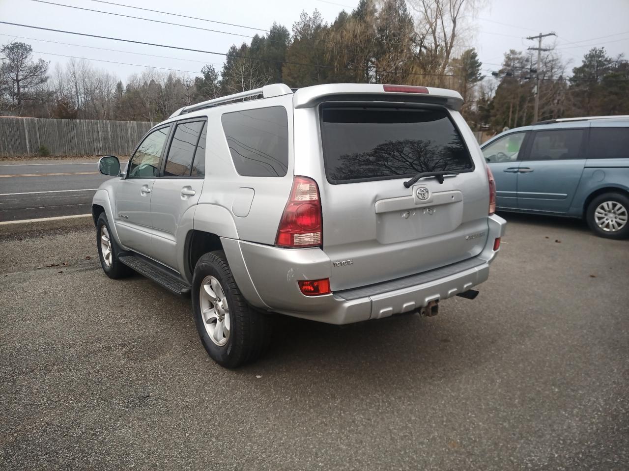 Zdjęcie 3 z aukcji – 2004 TOYOTA 4RUNNER SR z VIN JTEBU14R848017028