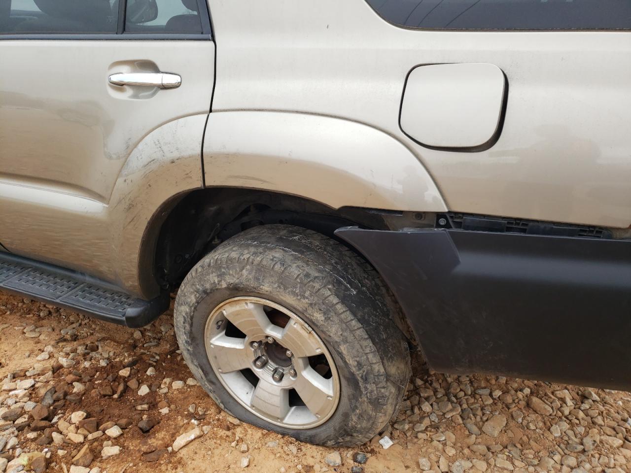 Photo 9 from auction – 2007 TOYOTA 4RUNNER SR with VIN JTEZU14R070088144