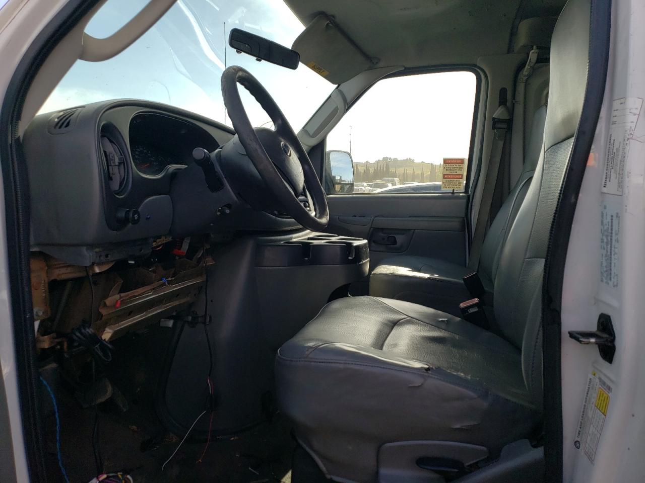 Photo 5 from auction – 2006 FORD ECONOLINE with VIN 1FTNE24L26DA74299