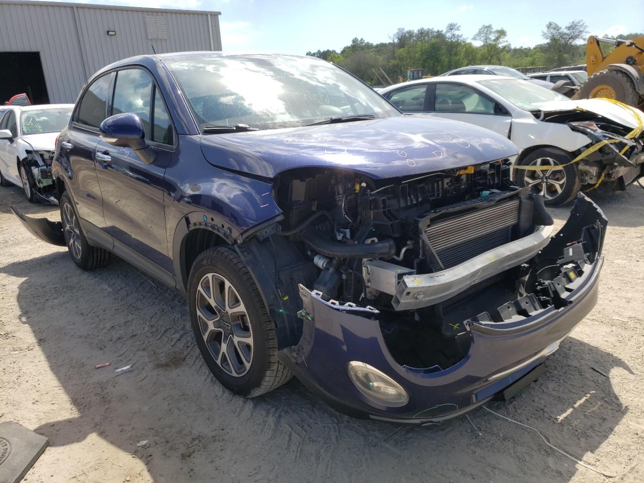 FIAT 500X TREKK 2016 with VIN ZFBCFYCTXGP387077 - Photo from auction